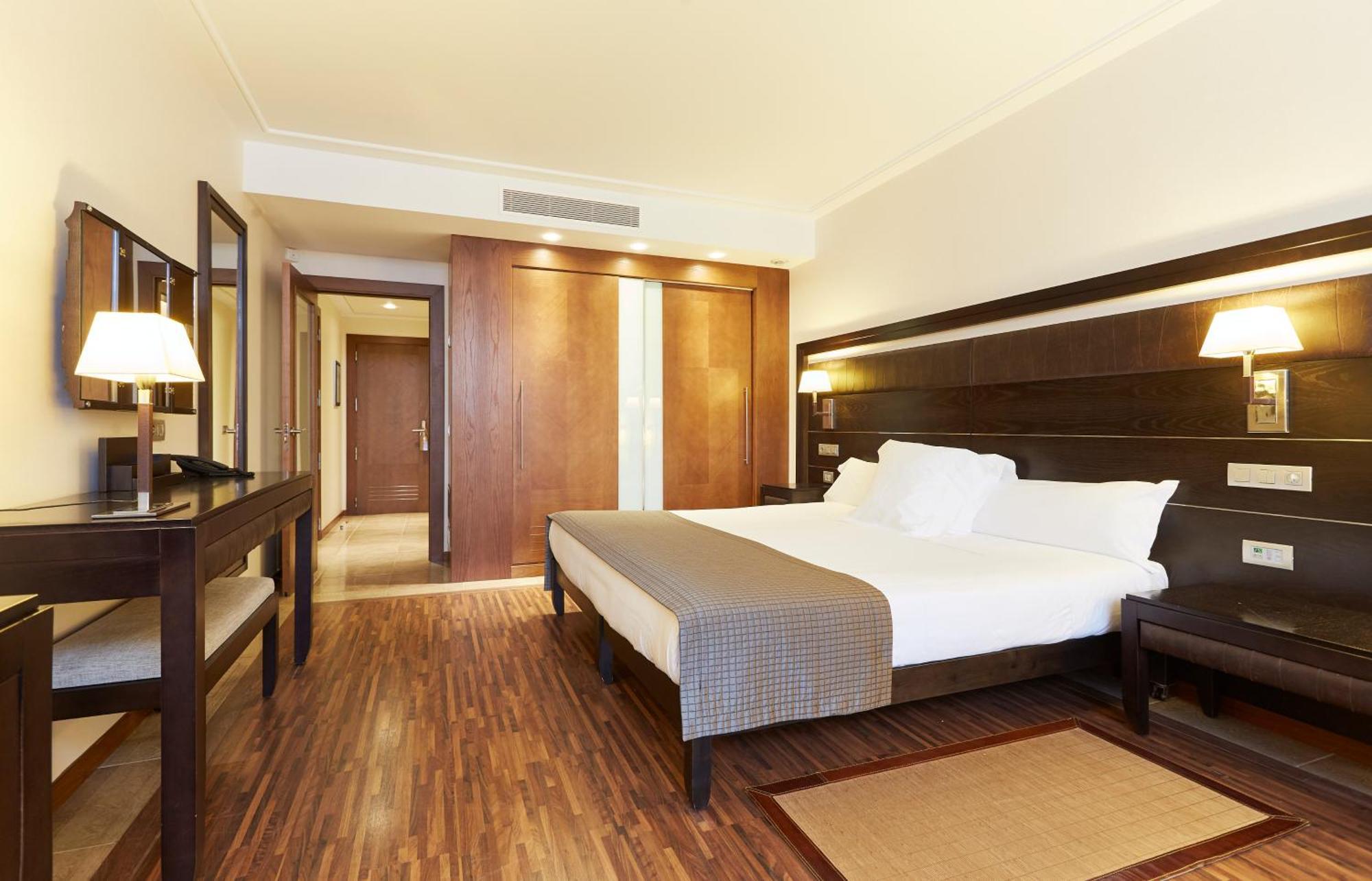 Family Suite Spa Access,942547622:JPEG