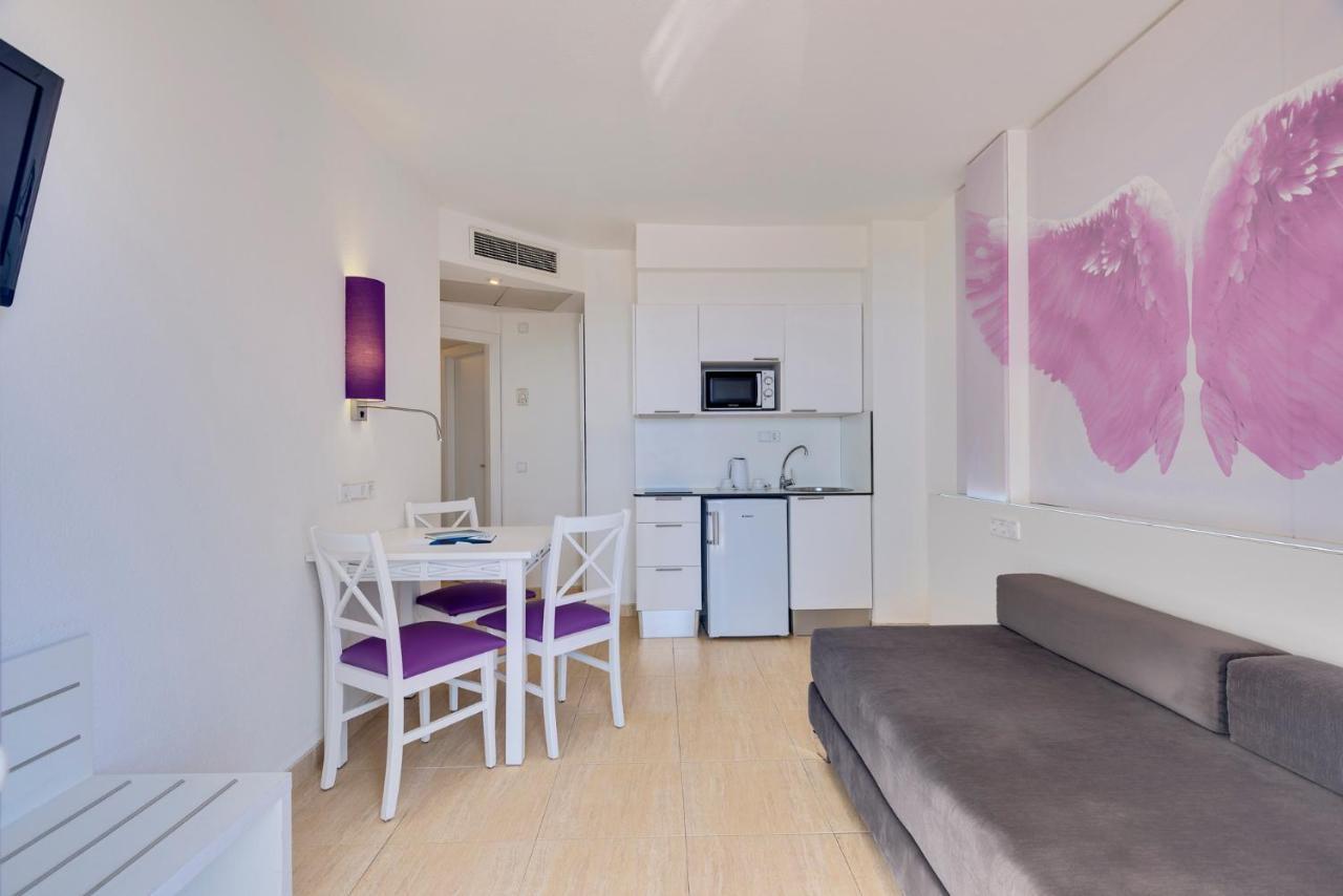 Deluxe One-Bedroom Apartment Front Sea View Hot Tub