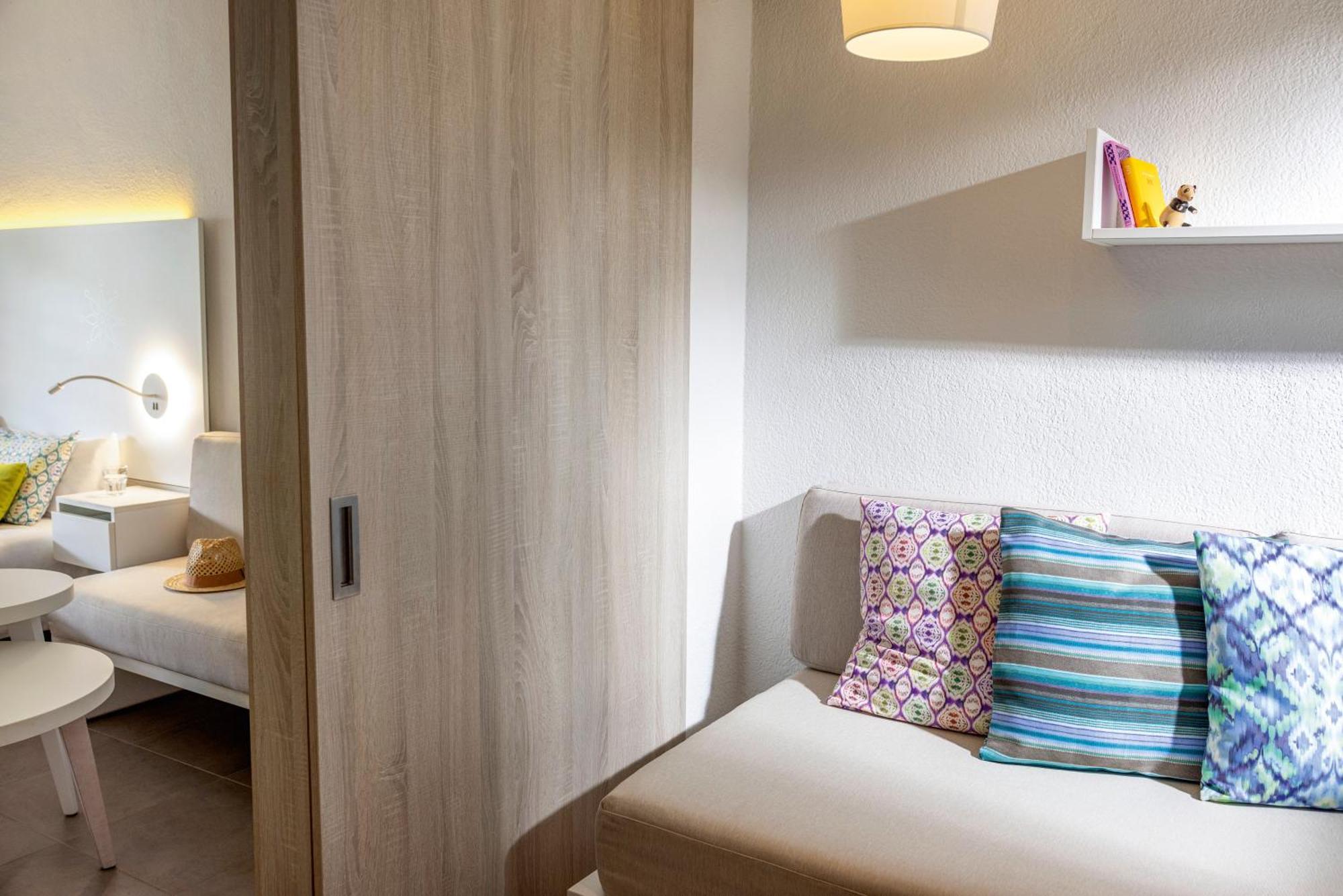 Standard Double Room,1540029778:JPEG