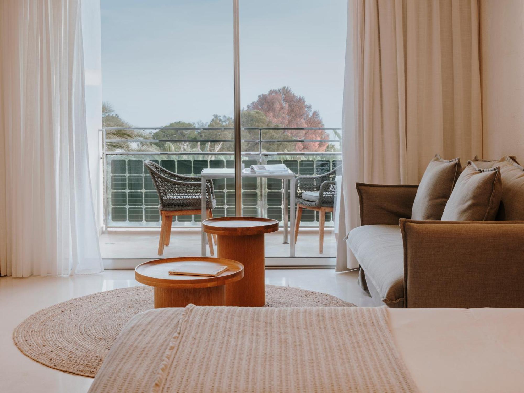Junior Suite Terrace Pool View & SPA access