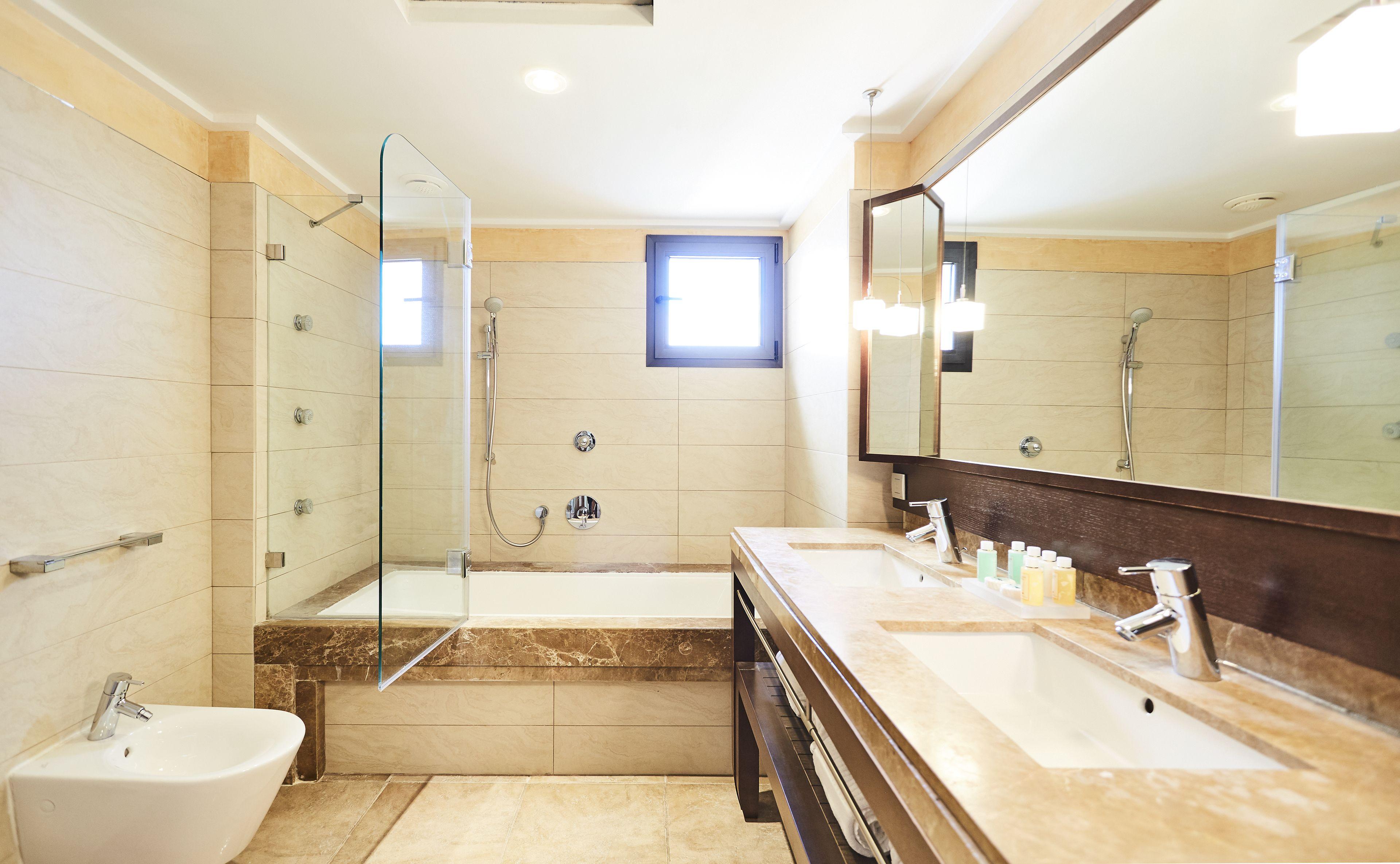 Junior Suite Spa Access