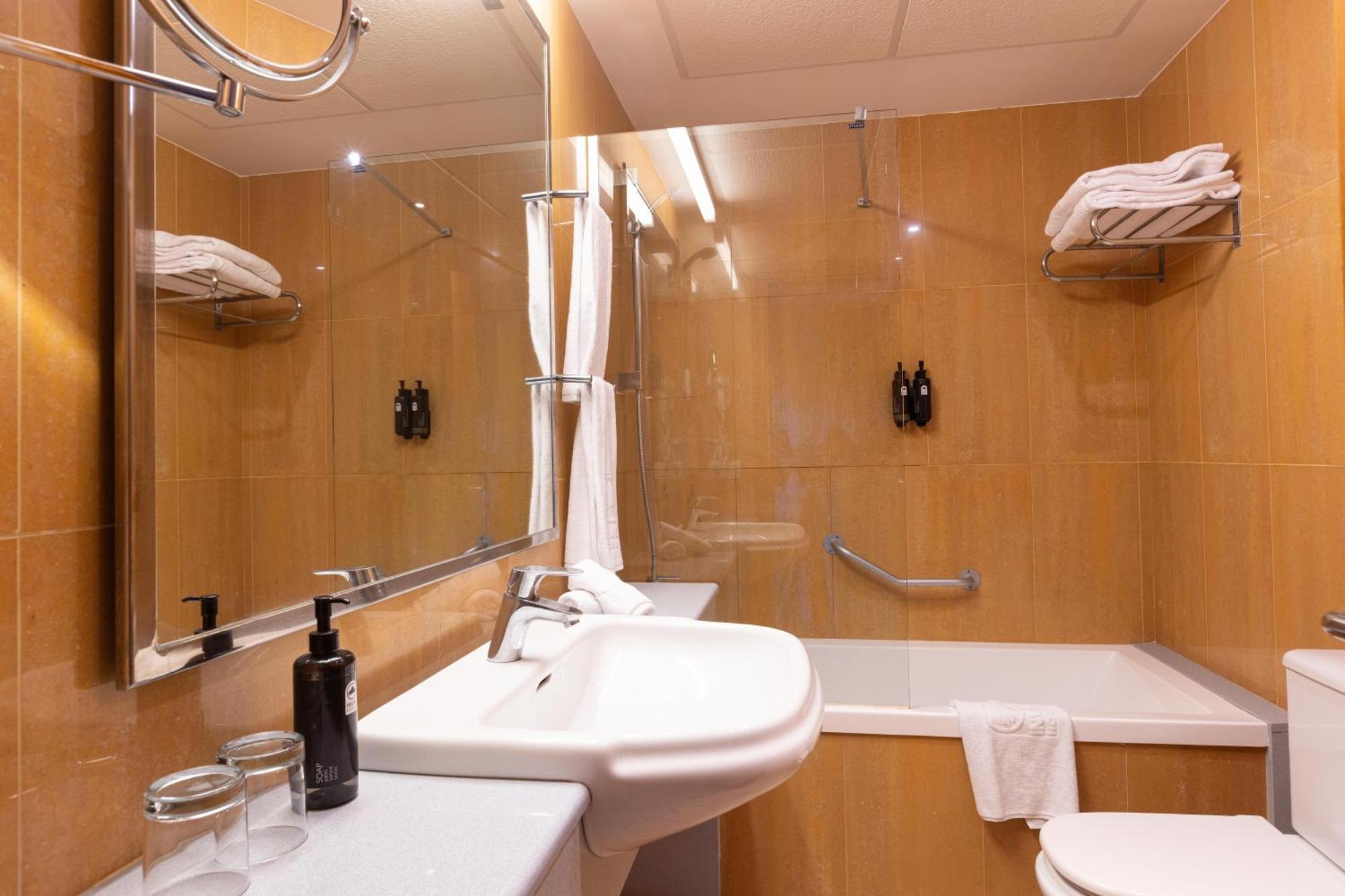 Double or Twin Room,1771493891:JPEG